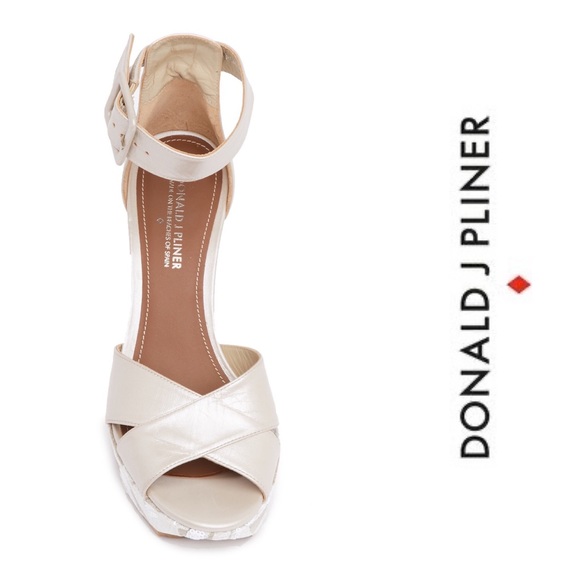 Donal J Pliner Franci Platform Heel Sandals Embroidered Sequined Size 8.5 Spain - Picture 8 of 8